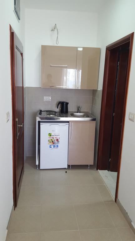 Apartments Sirena Ulcinj Extérieur photo
