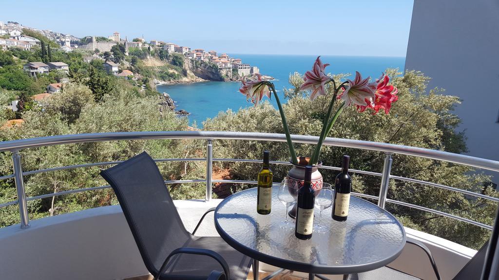 Apartments Sirena Ulcinj Extérieur photo