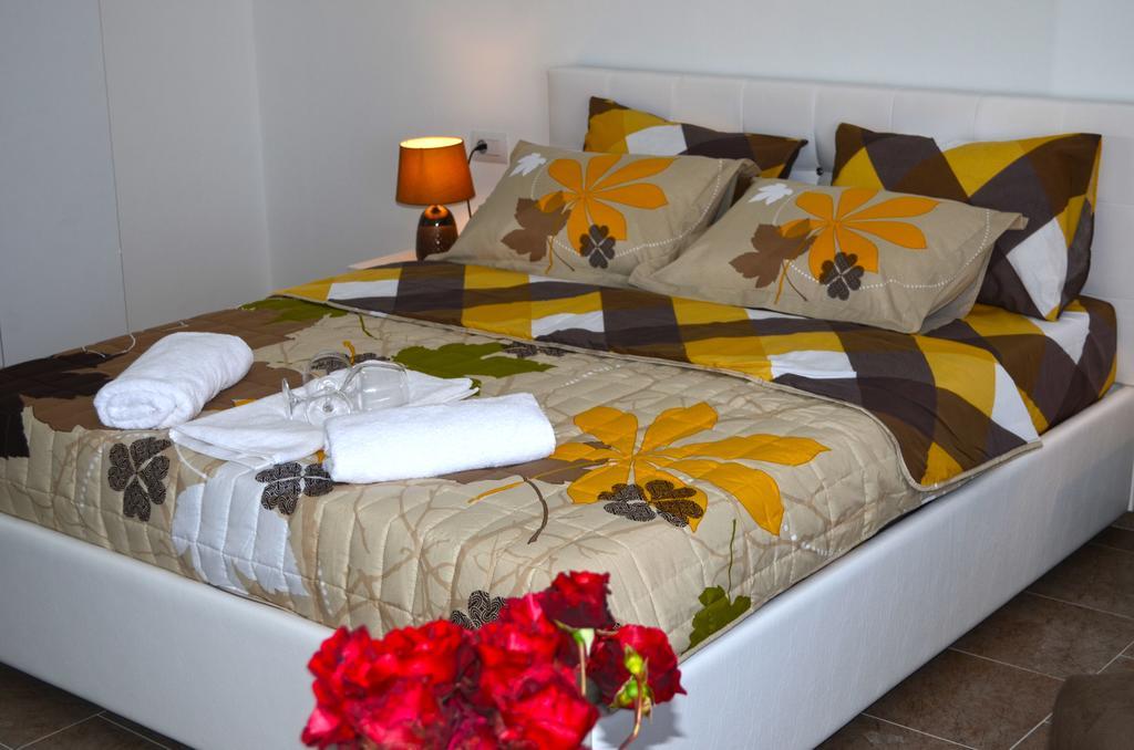 Apartments Sirena Ulcinj Extérieur photo