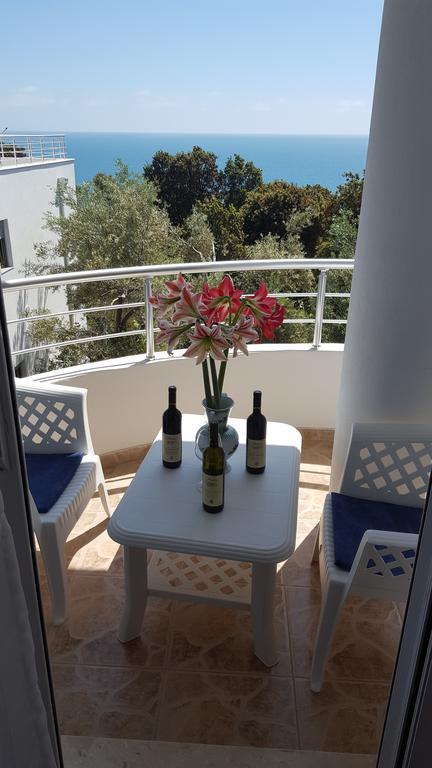 Apartments Sirena Ulcinj Extérieur photo