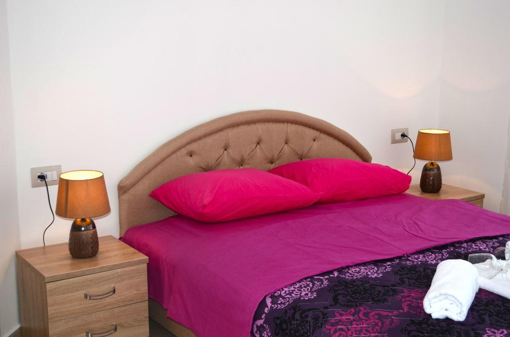 Apartments Sirena Ulcinj Extérieur photo