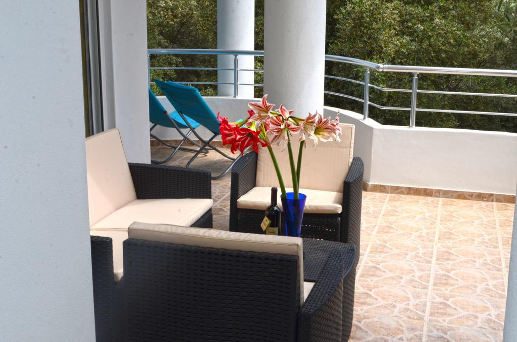 Apartments Sirena Ulcinj Extérieur photo