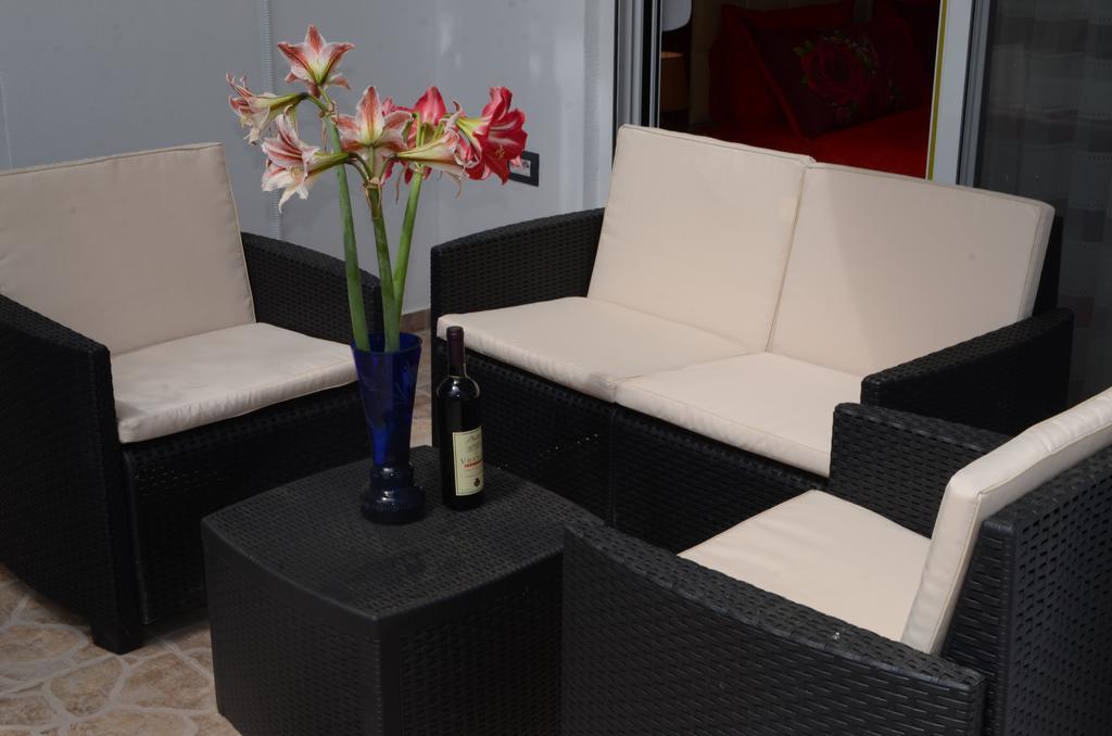 Apartments Sirena Ulcinj Extérieur photo