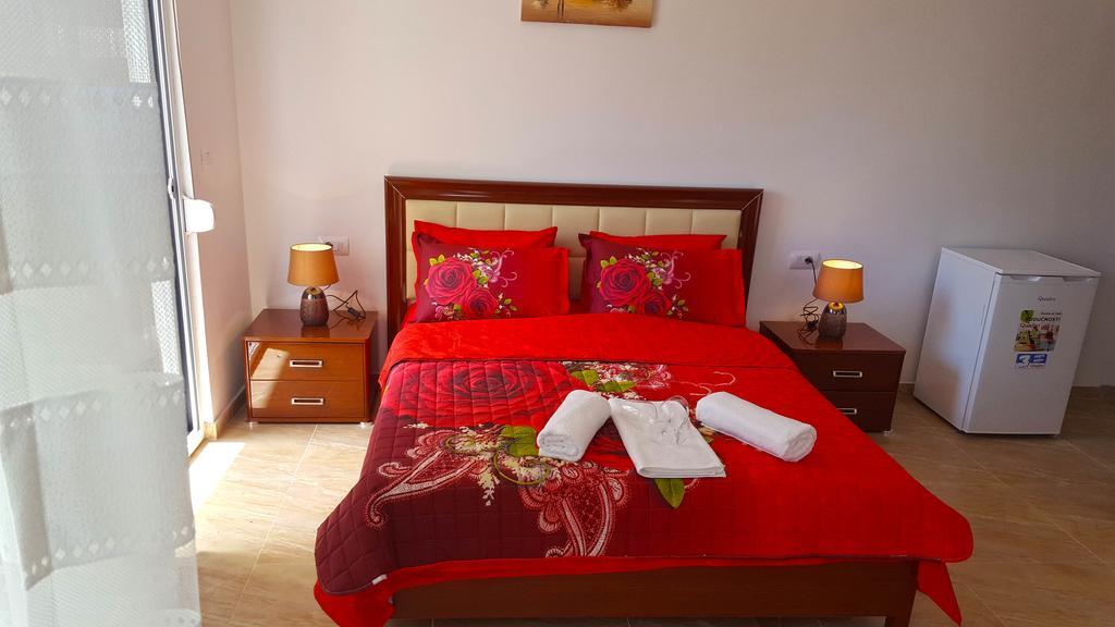 Apartments Sirena Ulcinj Extérieur photo