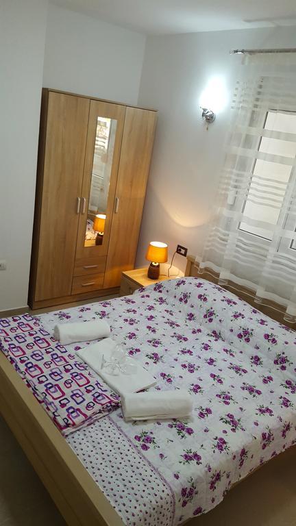 Apartments Sirena Ulcinj Extérieur photo