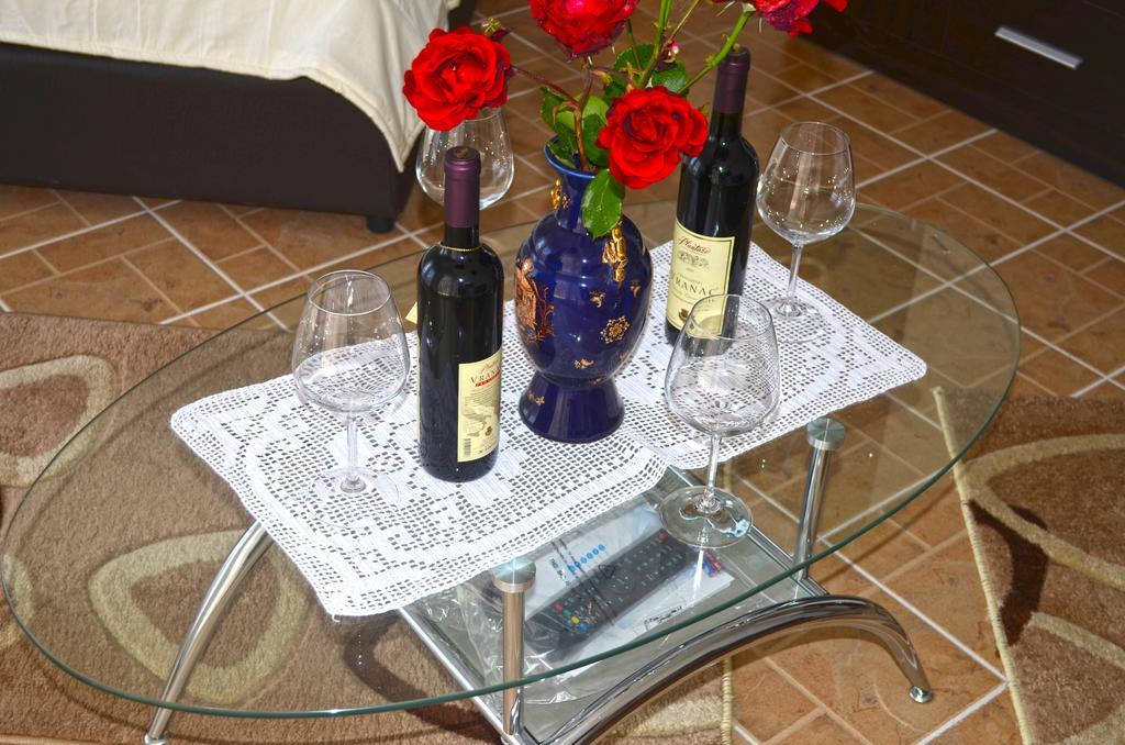 Apartments Sirena Ulcinj Extérieur photo