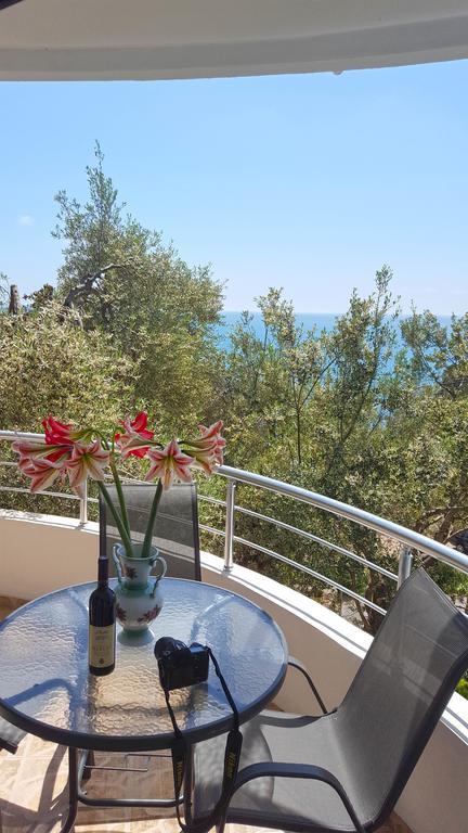 Apartments Sirena Ulcinj Extérieur photo