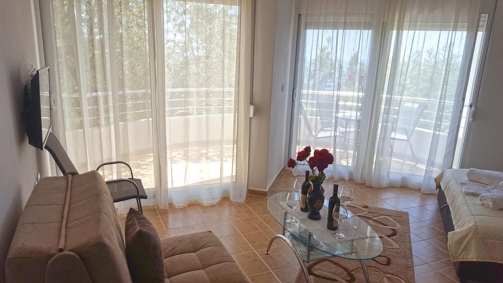 Apartments Sirena Ulcinj Extérieur photo