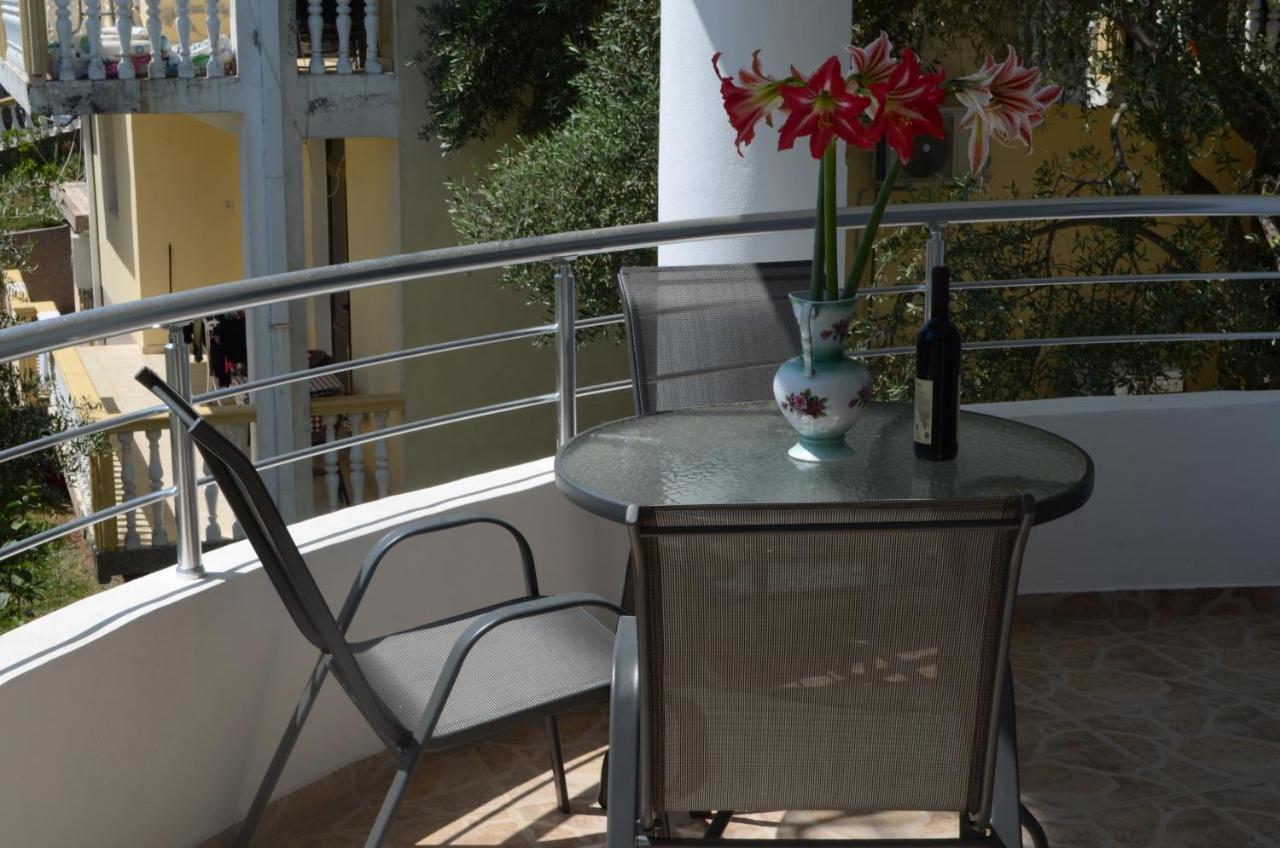 Apartments Sirena Ulcinj Extérieur photo